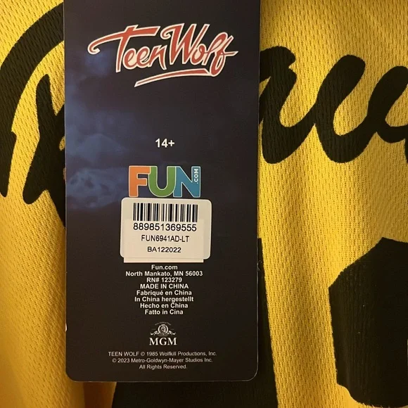 Men’s Teen Wolf Costume New With Tags - Picture 5 of 7